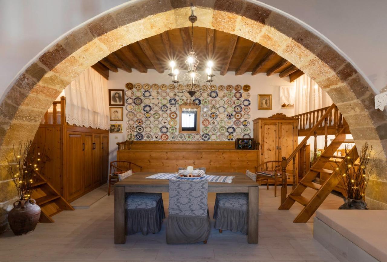"Finio" Traditional House Leilighet Archangelos  Eksteriør bilde